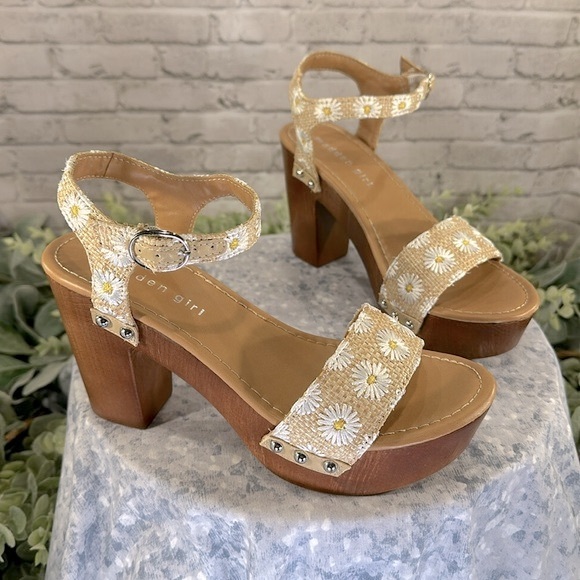 Madden Girl “Lifft” Daisy Raffia Tan Open Toe One-Band Platforms WMS 6.5M🌼VGUC - Picture 12 of 12